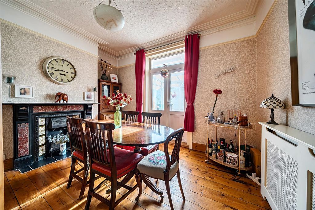 Property photo 3 of 20 1408842-15-698F75c4Dd6Be.Jpg