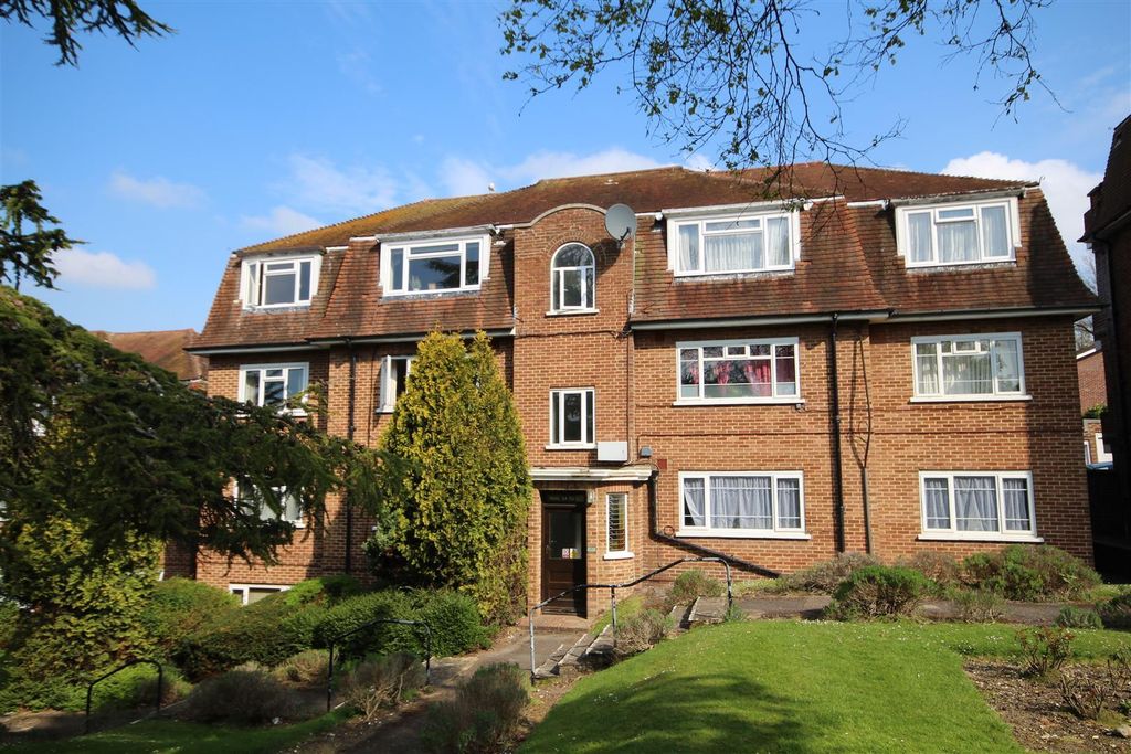 Property photo 1 of 9 Front View