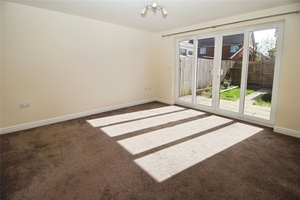 Property photo 2 of 14 Picture No. 05