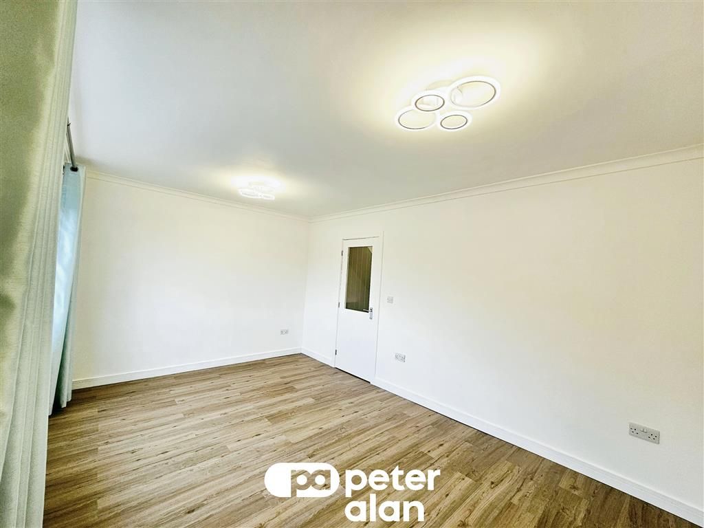 Property photo 3 of 13 Image