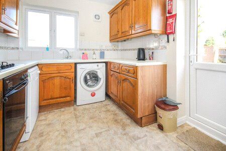 Property photo 3 of 16 Kitchen