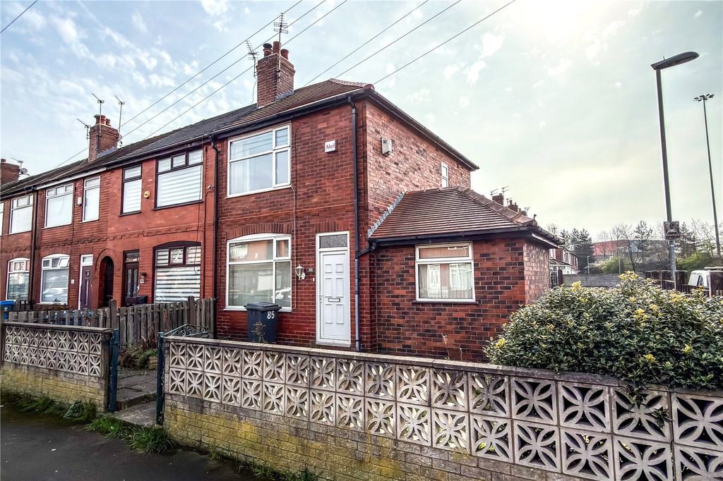 Property photo 1 of 16 External