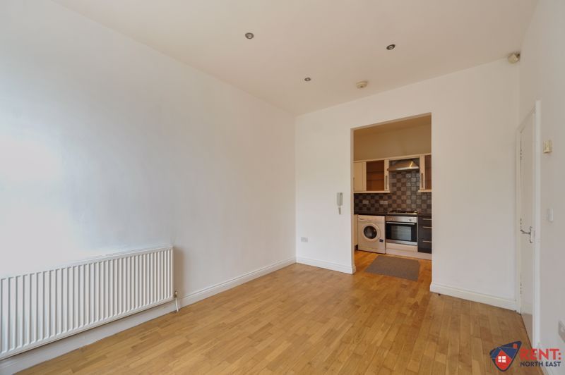 Property photo 1 of 8 Photo 9