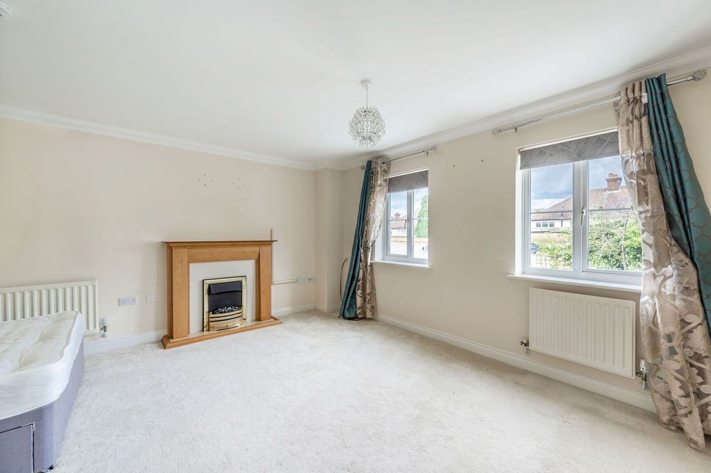 Property photo 2 of 7