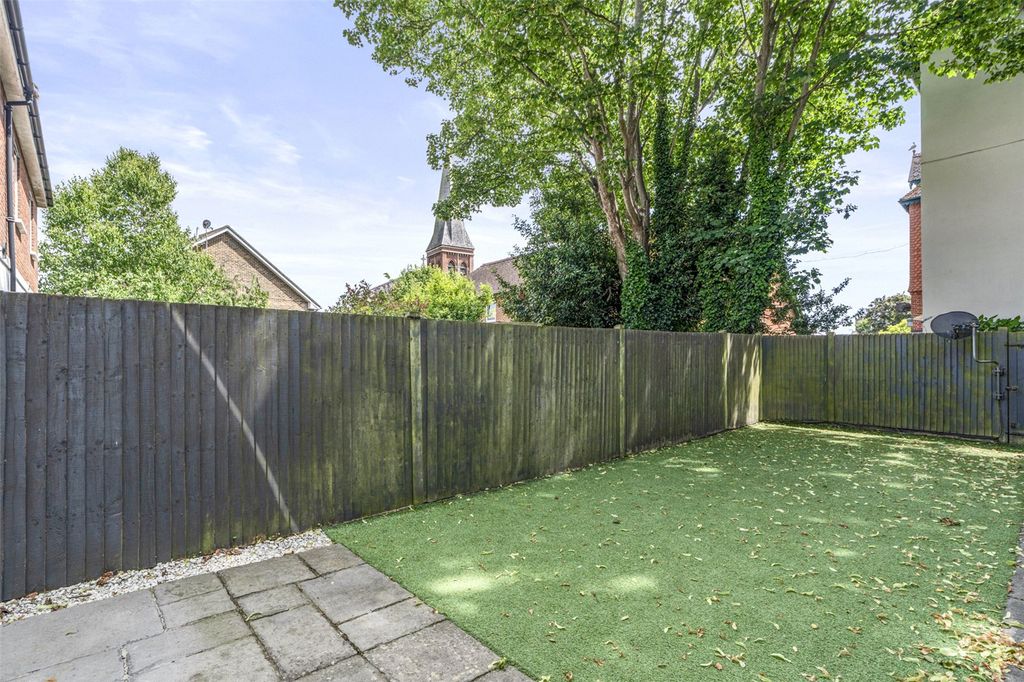 Property photo 2 of 16 Picture No. 09