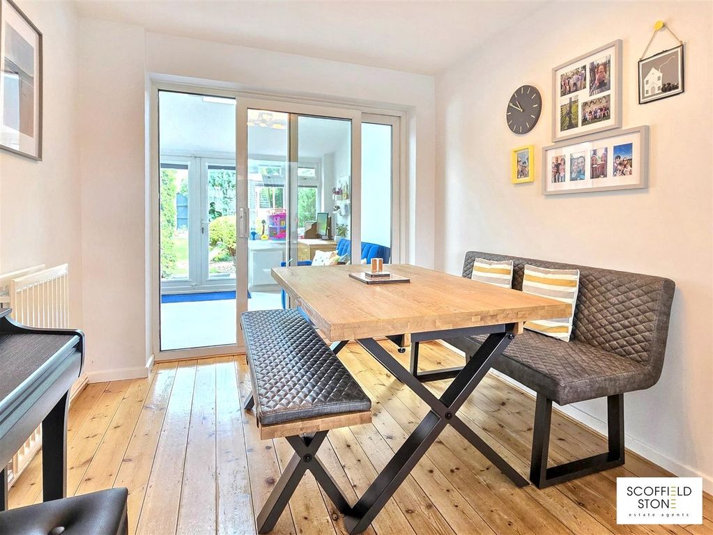 Property photo 3 of 14 Dining Room