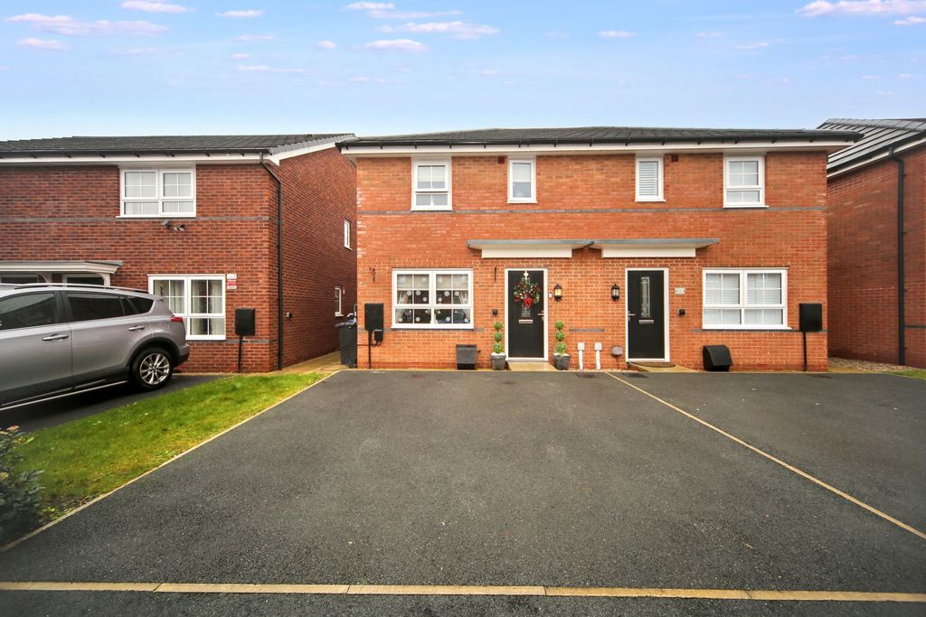 Property photo 1 of 25