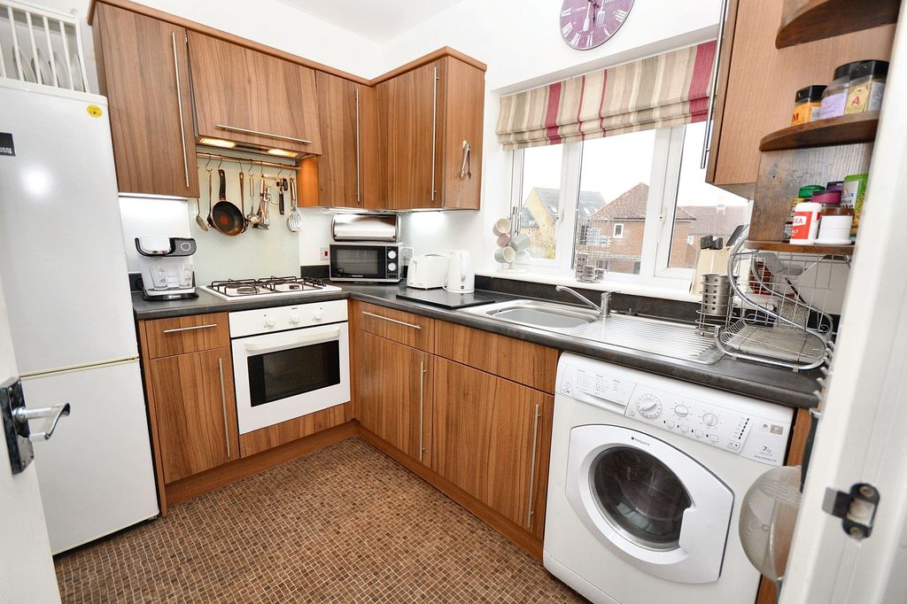 Property photo 2 of 15