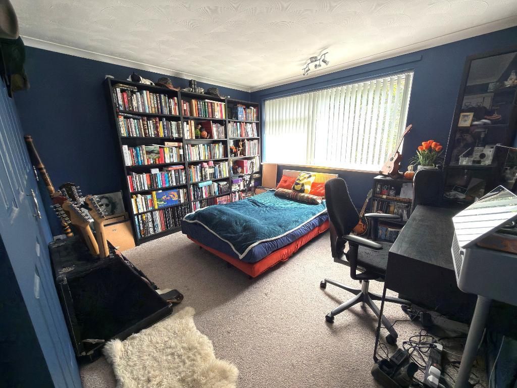 Additional image 5 of 2 bed maisonette for saleBrendon Avenue, Vauxhall Park, Luton, Bedfordshire LU2