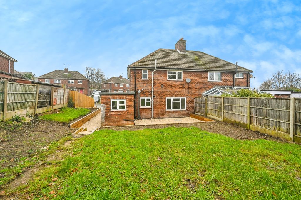 Property photo 2 of 15 Garden