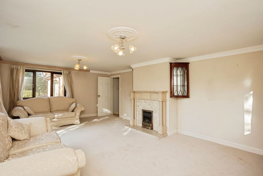 Property photo 3 of 20 Img_8627