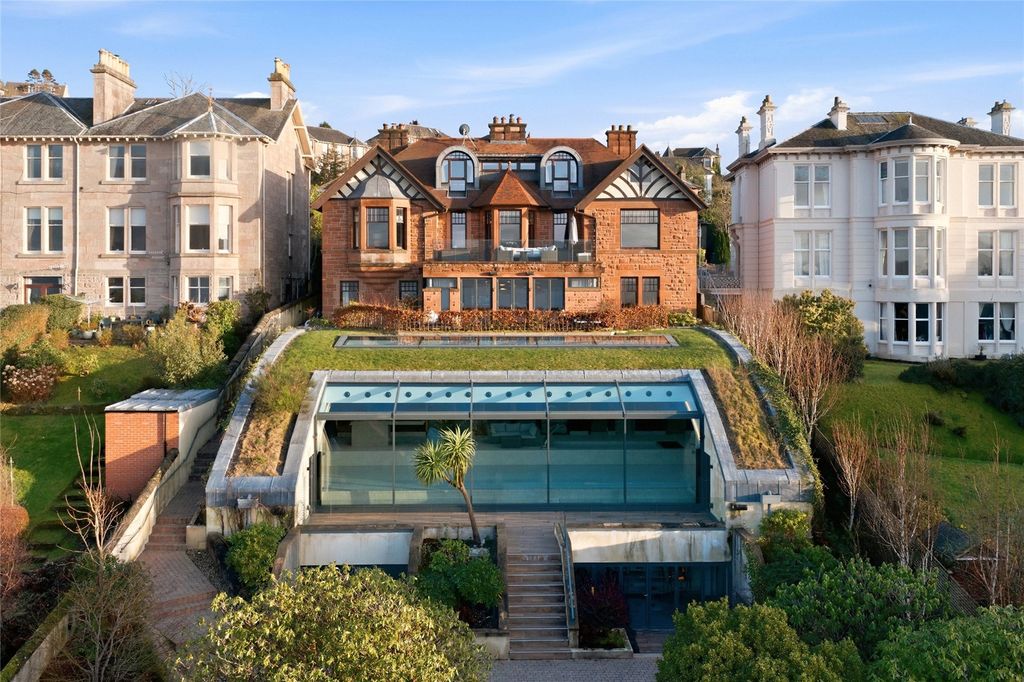 Property photo 1 of 28 Cranford