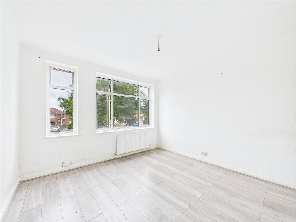 Property photo 2 of 6 Picture No. 03
