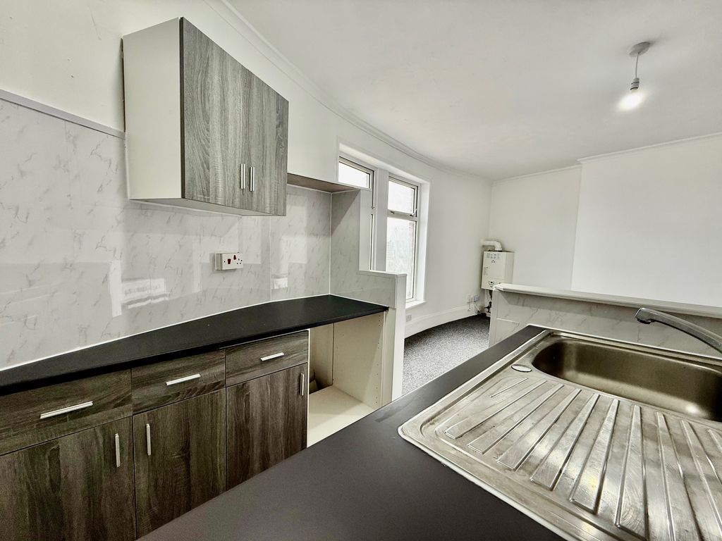 Property photo 1 of 10 Image