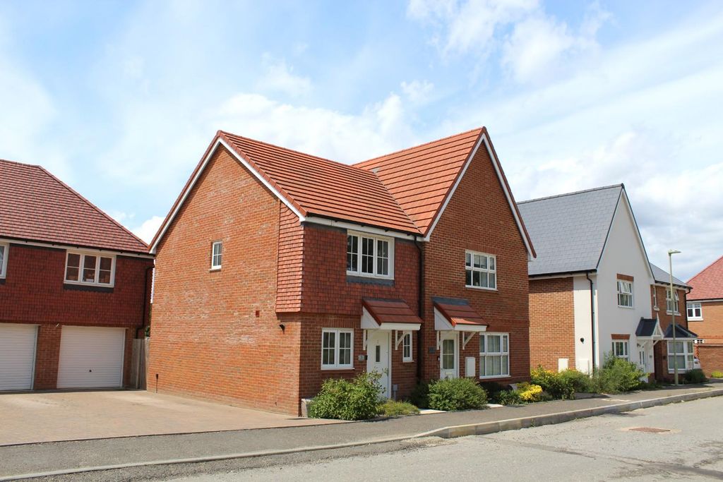 Property photo 1 of 16 3 Wilks 9.Jpg