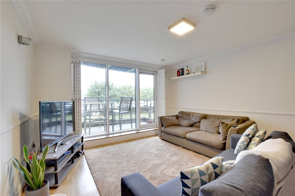 Property photo 2 of 18 Picture No. 08