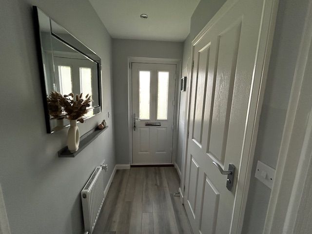 Property photo 2 of 31