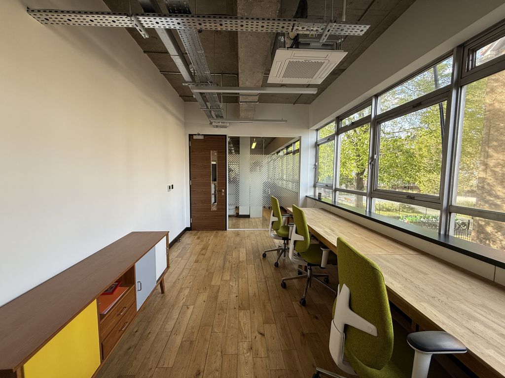 Property photo 3 of 4