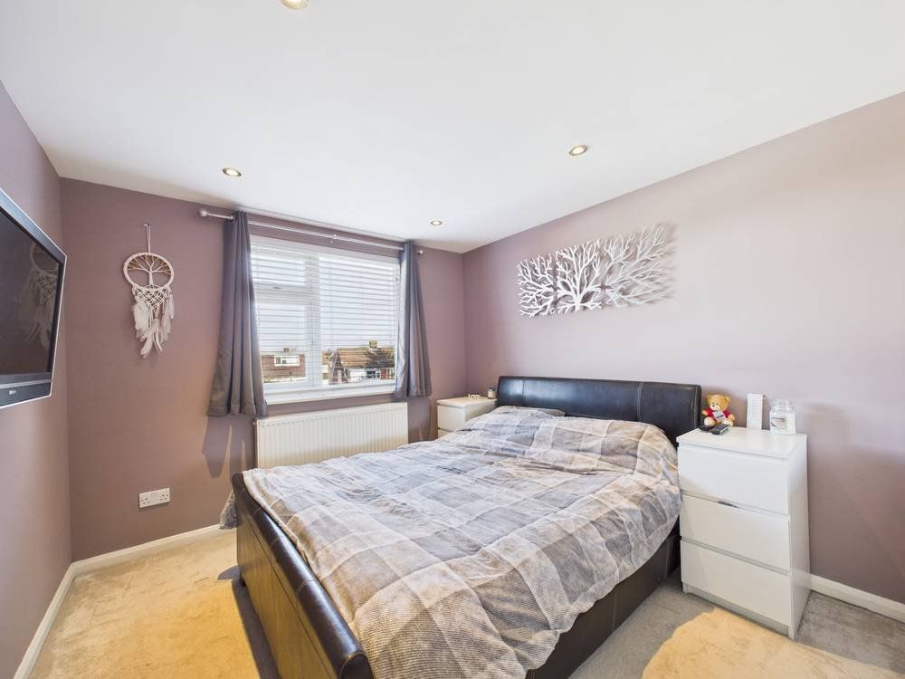 Additional image 15 of 4 bed semi-detached house for saleLansdowne Road, Staines-Upon-Thames, Surrey TW18