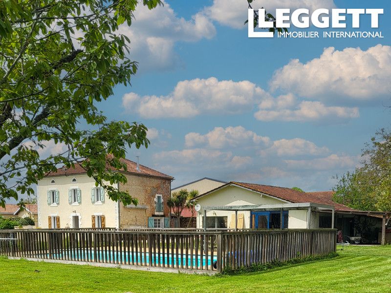 Property photo 2 of 10