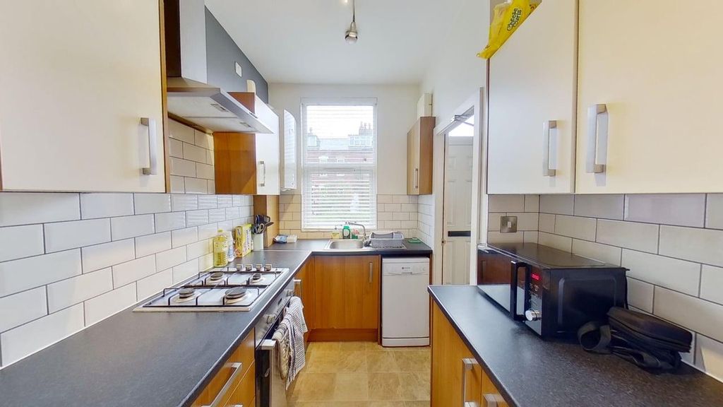 Property photo 3 of 11 Graham-Street-05102023_165635