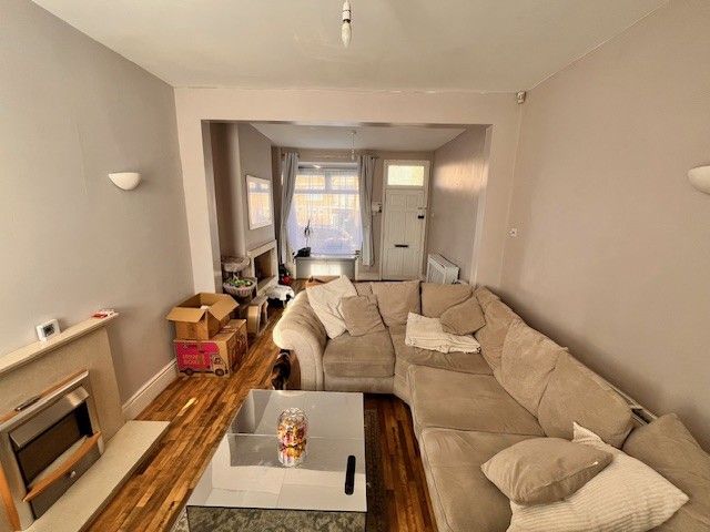 Property photo 2 of 12