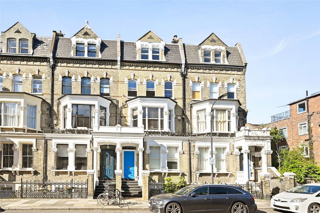 Property photo 2 of 8 Picture No. 22