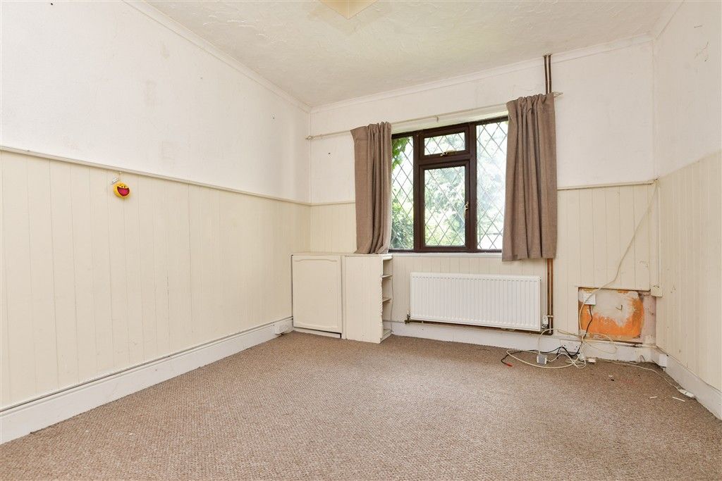 Property photo 3 of 12 Bedroom 2