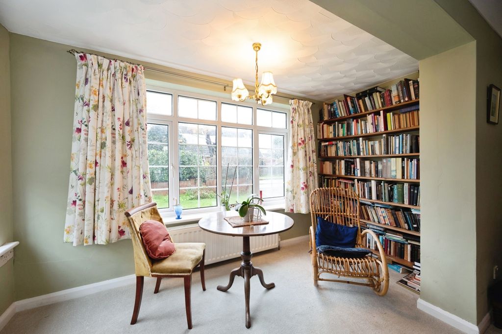 Property photo 3 of 19 Pbox-Img.Jpg