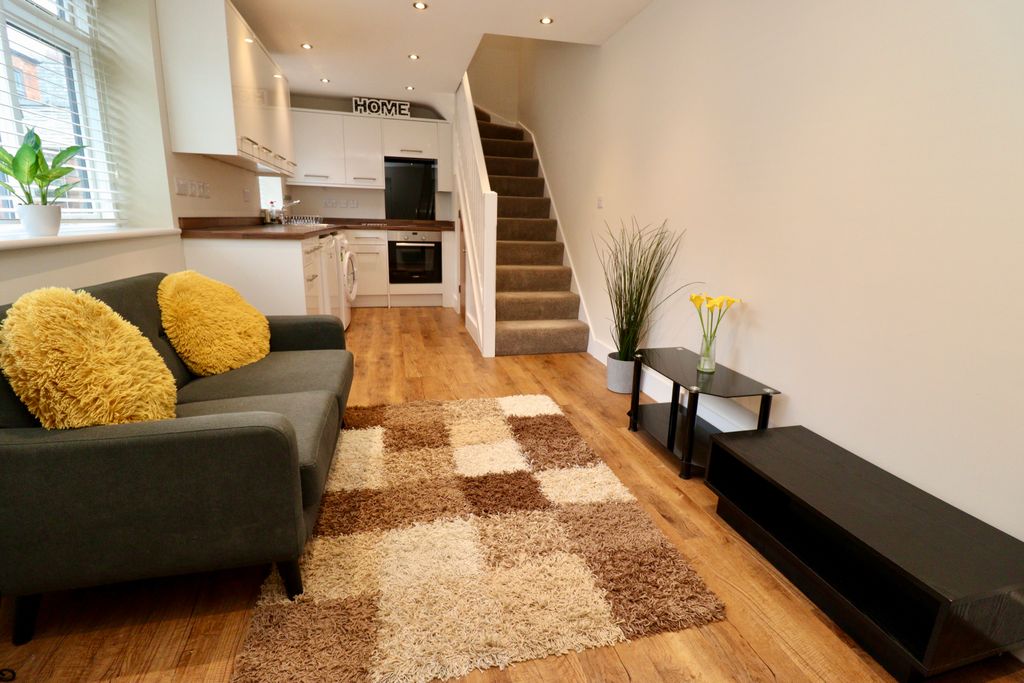 Property photo 1 of 12 Img_4707