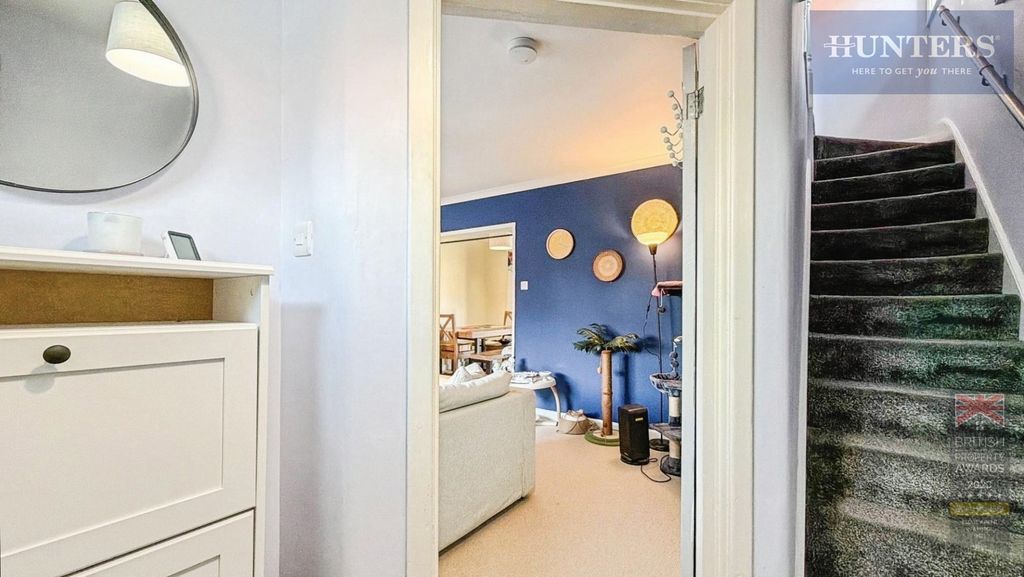 Property photo 3 of 19 Pbox-Img.Jpg