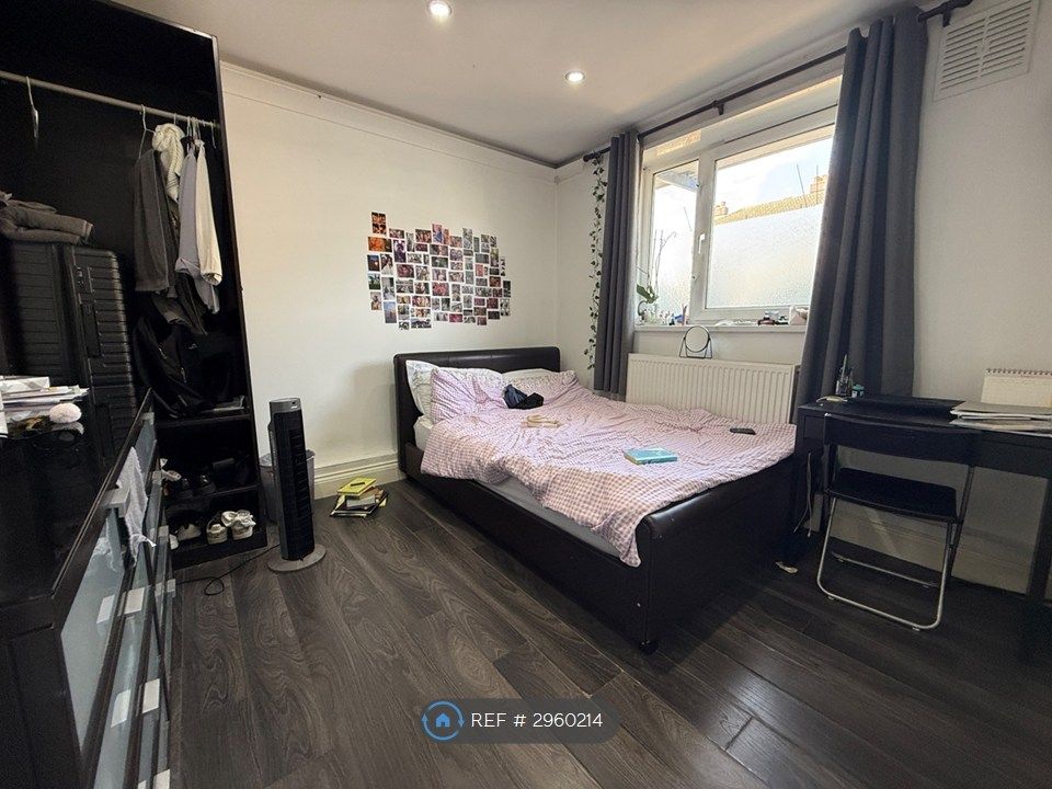 Property photo 3 of 5