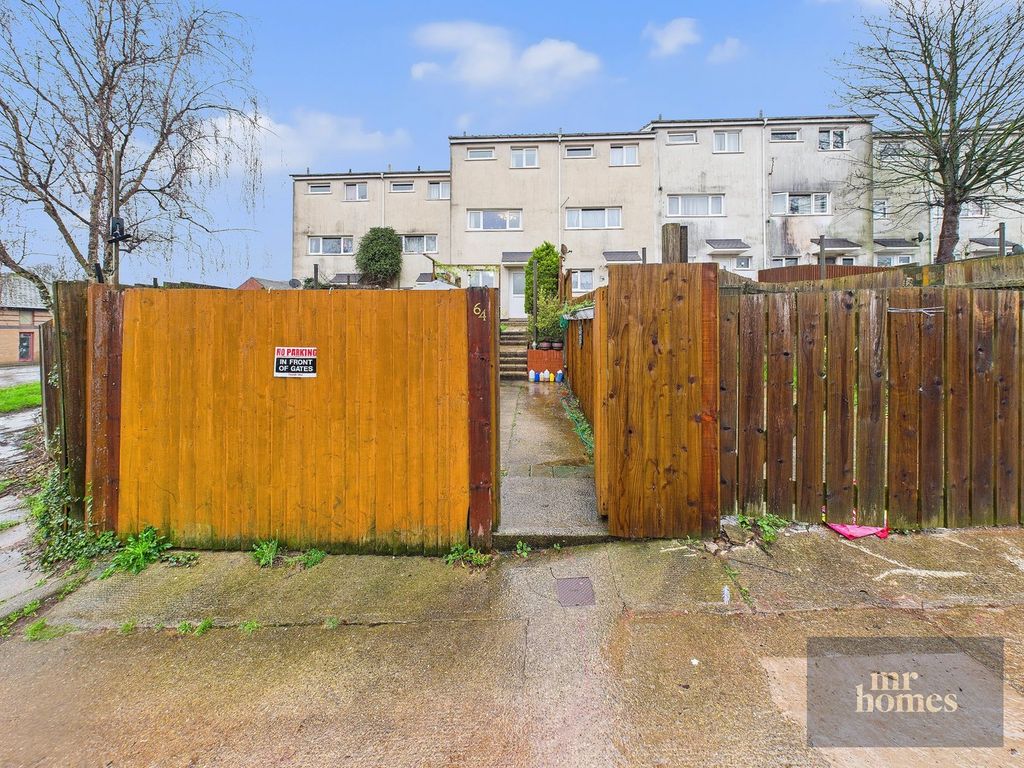 Property photo 1 of 28