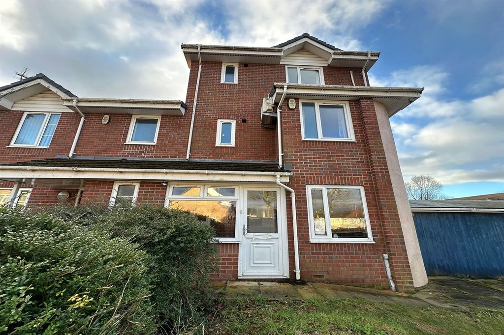 Property photo 1 of 16 (Main)