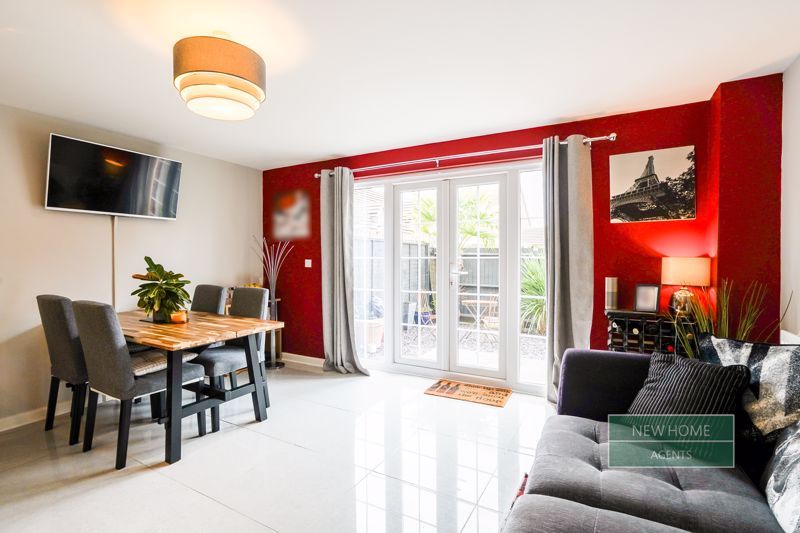 Property photo 3 of 27 Photo 23