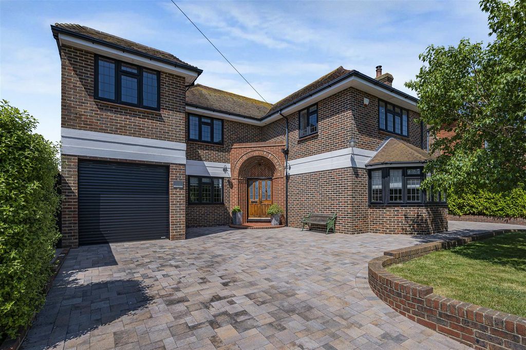 Property photo 1 of 35 Front