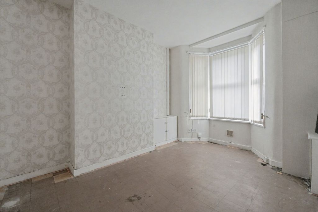 Property photo 2 of 14 31 Chaucer Street, Bootle L20 4Ey