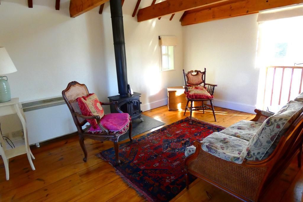 Property photo 2 of 12 Photo 2