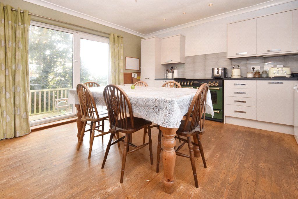 Property photo 3 of 16 Picture No. 12