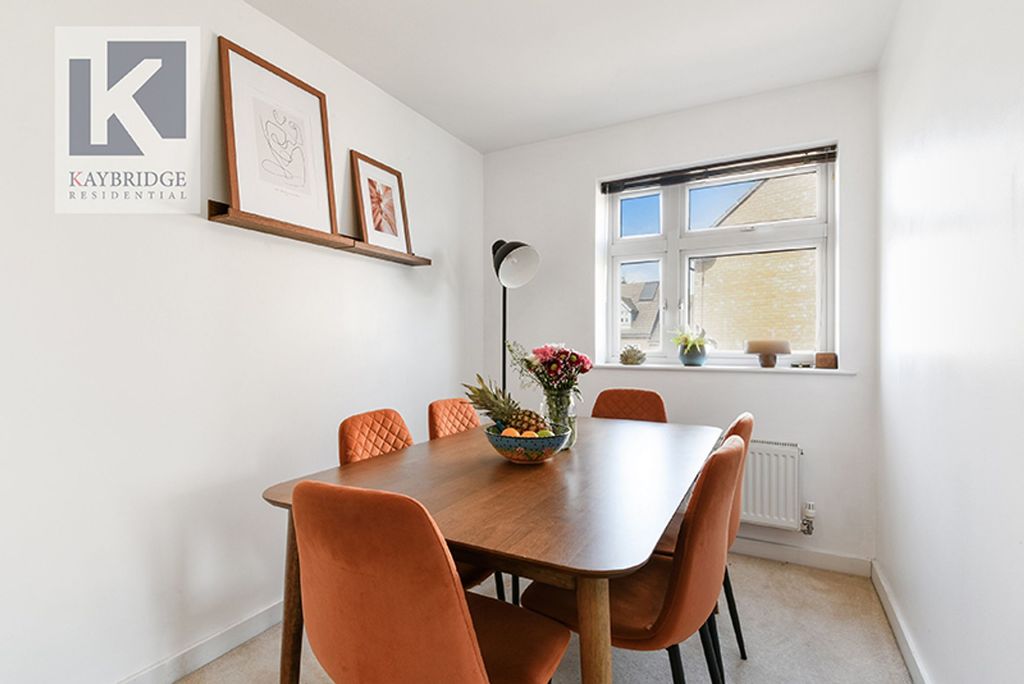 Property photo 3 of 12 Willow Court Alpine Close, Epsom - Kt19 9Fj