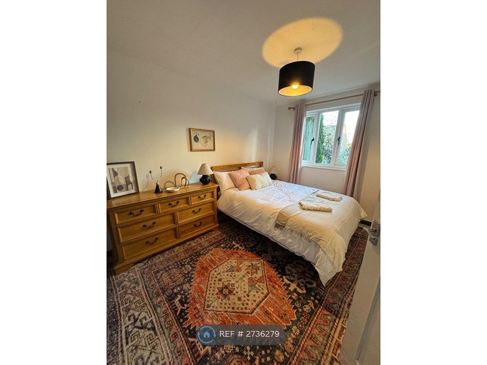 Property photo 3 of 27