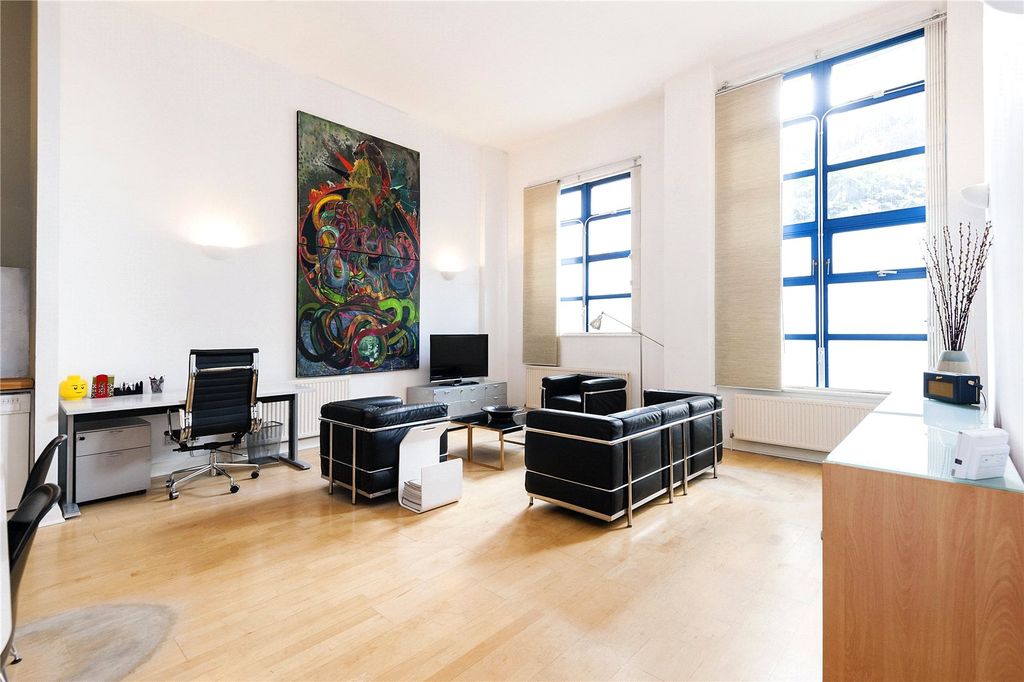 Property photo 3 of 13 Picture No. 14