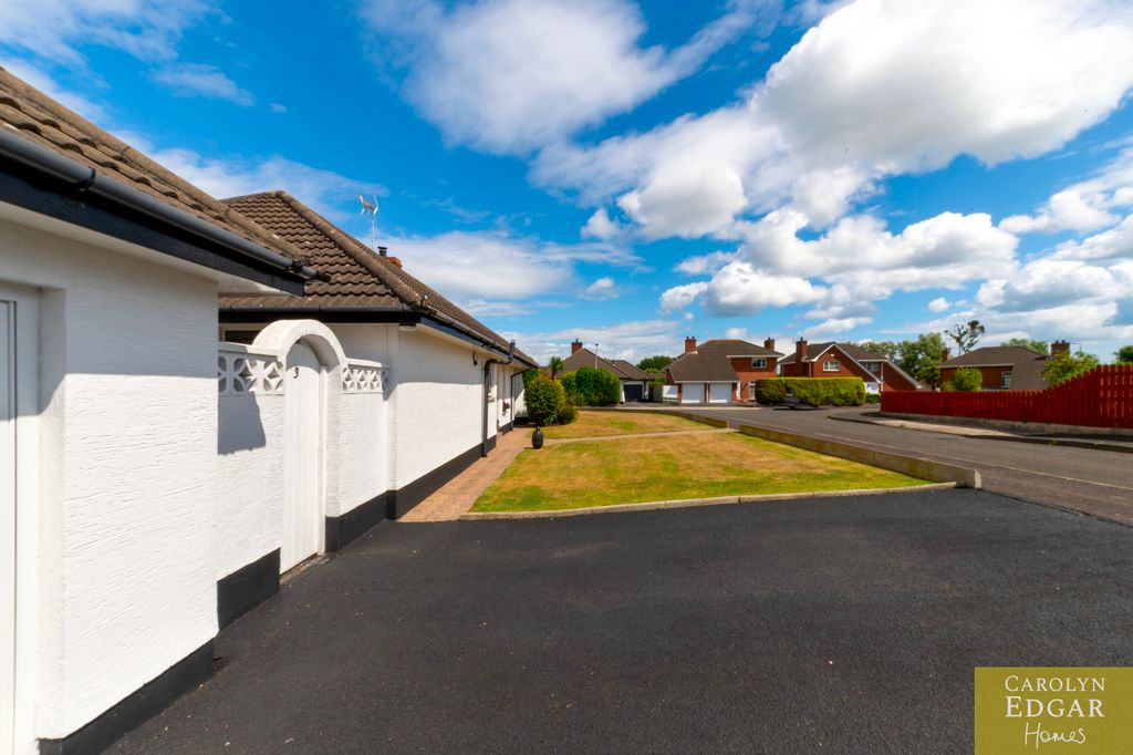 Property photo 3 of 43 018