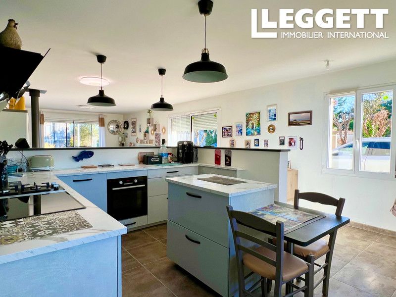 Property photo 3 of 10