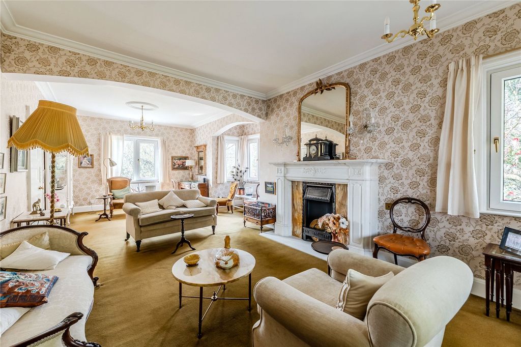 Property photo 2 of 26 Picture No. 14