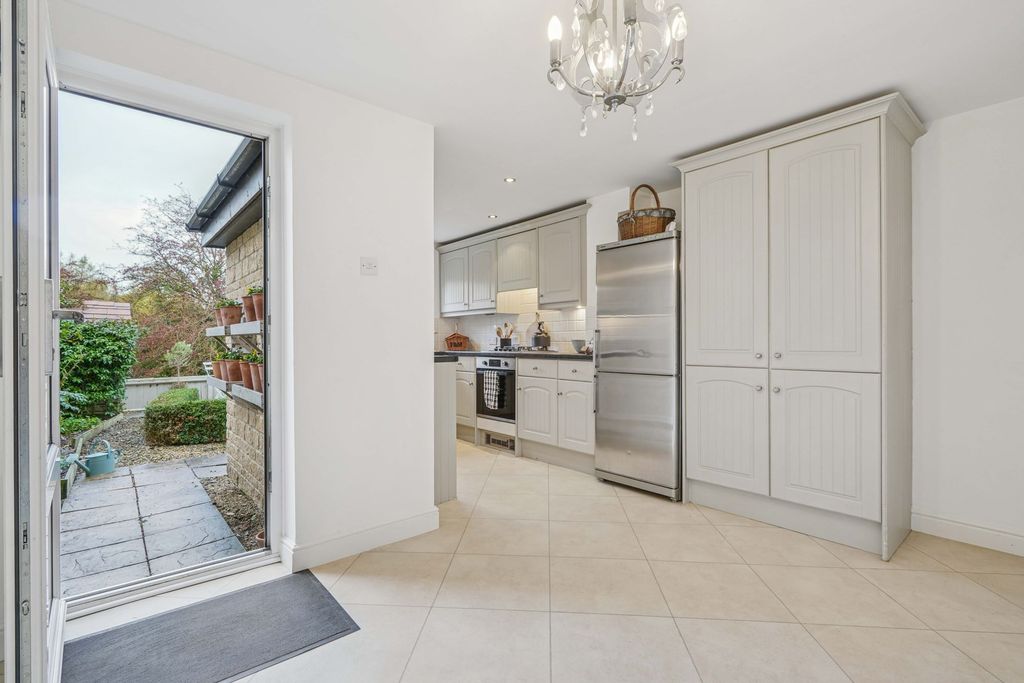 Property photo 2 of 16 Kitchen/Diner