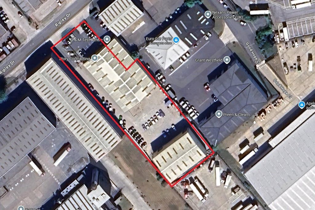 Property photo 2 of 6 Parkers Yard Red Line.Jpg