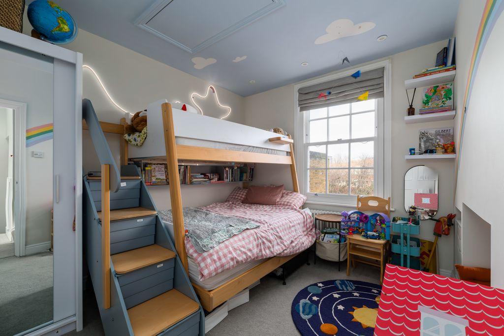 Property photo 2 of 4