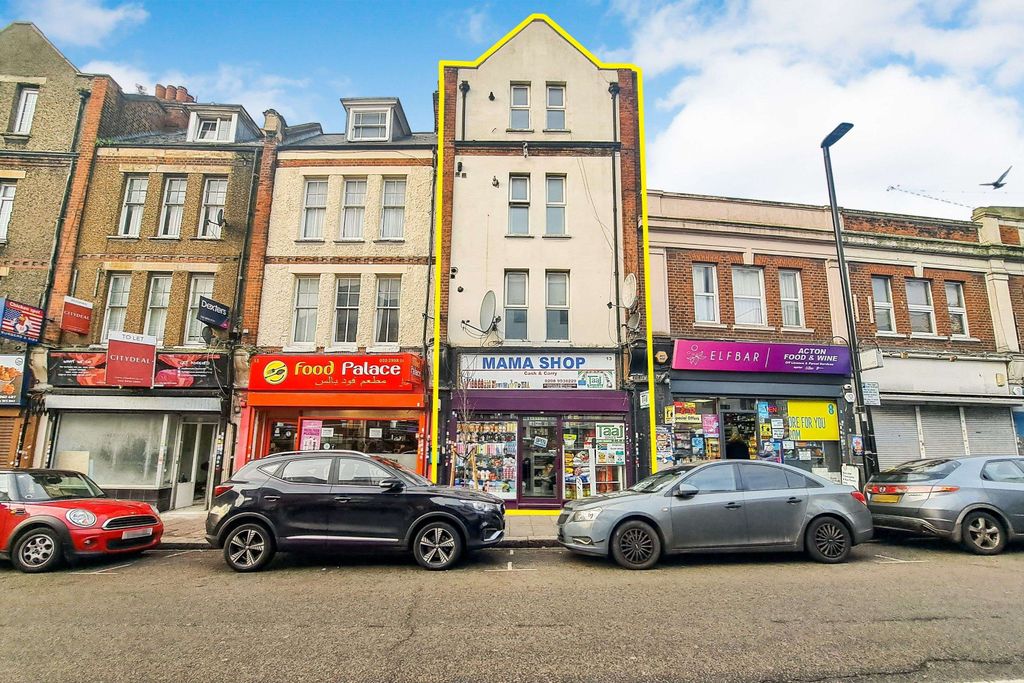 Property photo 1 of 4 13 Horn Lane, Acton, London W3 9Nj