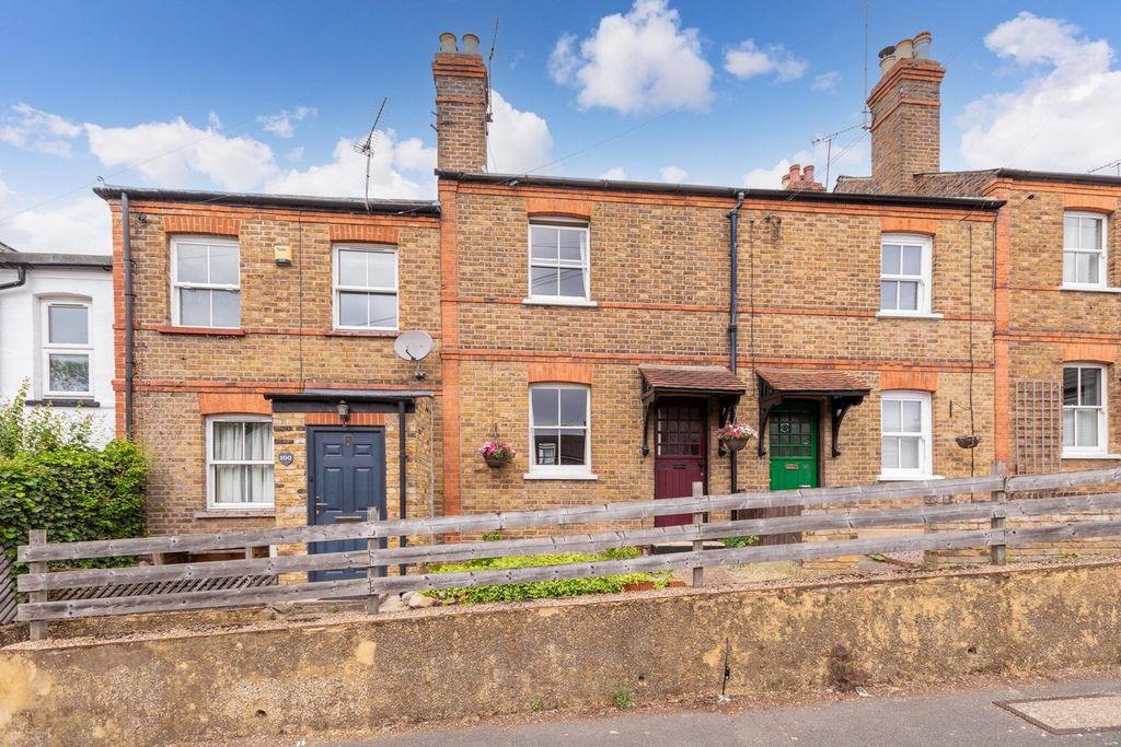 Property photo 1 of 9